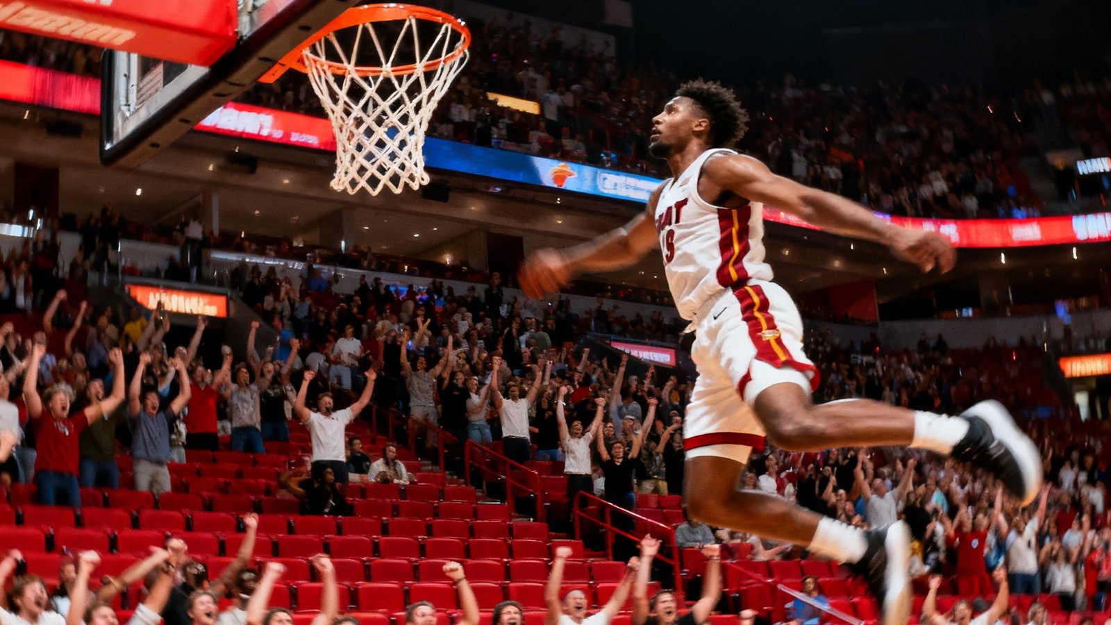 NBA季后赛精彩瞬间，球员腾空飞身扣篮，篮球框特写画面，背景观众席沸腾欢呼